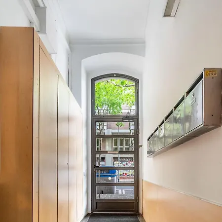 Pl Universitat Comfortable 3Bd With Private Patio