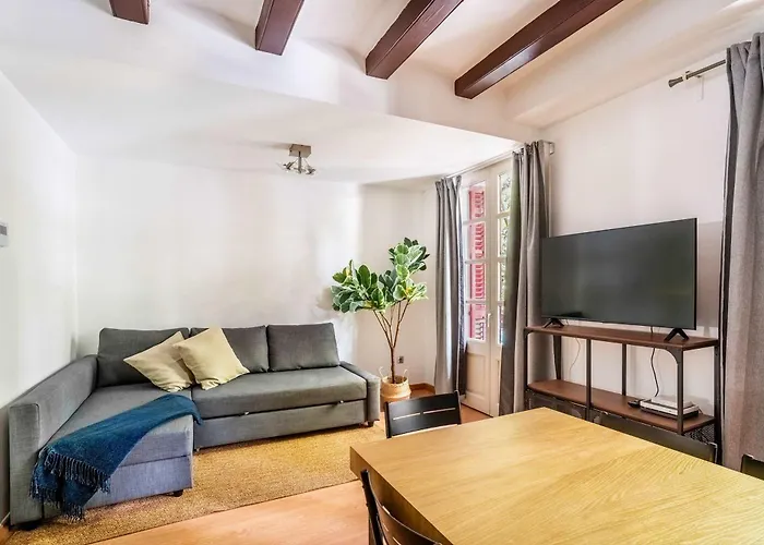 The Collection - Pl Universitat Comfortable 3bd With Private Patio * Barcelona