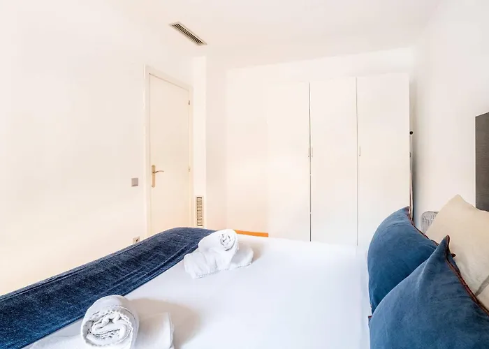 Apartmán The Collection - Pl Universitat Comfortable 3bd With Private Patio Barcelona