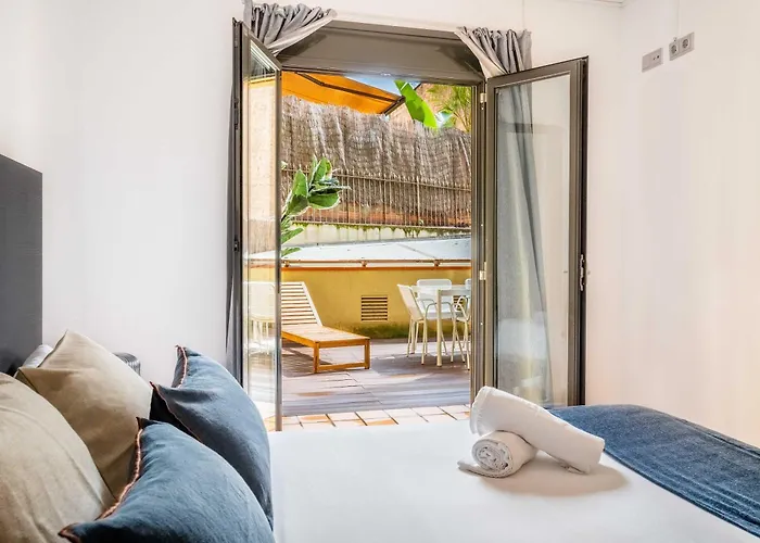 The Collection - Pl Universitat Comfortable 3bd With Private Patio Apartmán