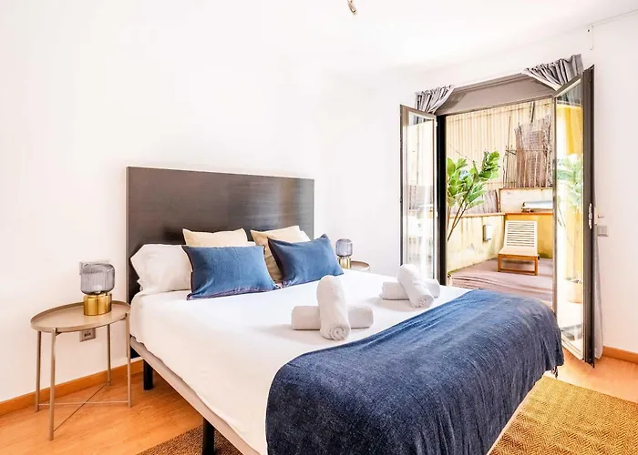 The Collection - Pl Universitat Comfortable 3bd With Private Patio * Barcelona